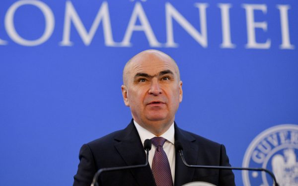 Bolojan, gata de acțiune: Ce face dacă Guvernul cade prin moțiune