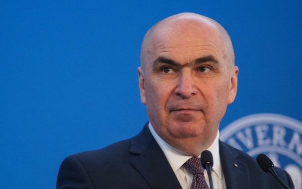 Bolojan: Nu demisionez! Decizia PSD, decisivă pentru viitorul Guvernului