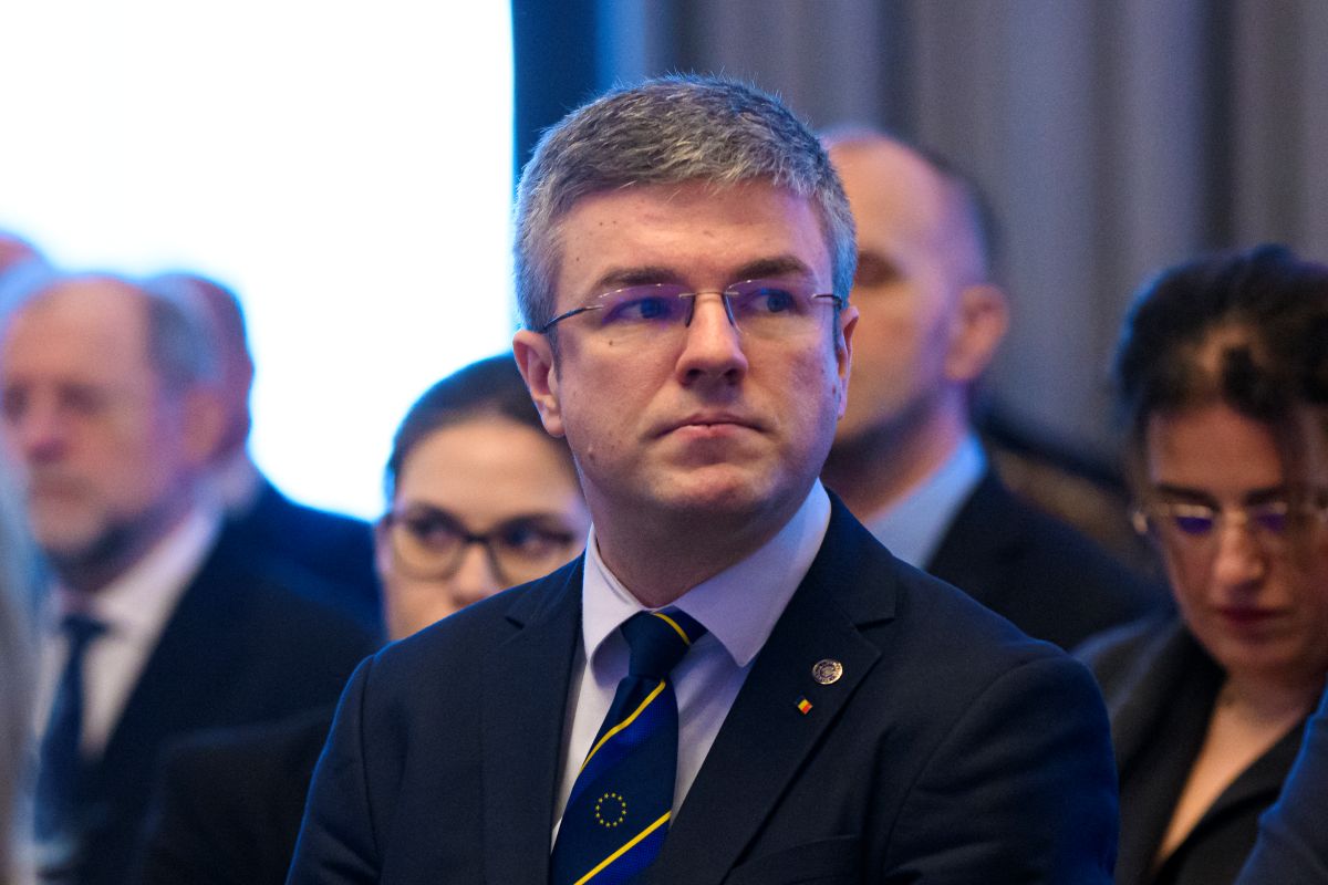 Falasul de la Șantierul Naval Mangalia și perspectiva falimentului Situația de la Șantierul Naval Mangalia a ajuns într-un punct critic, după ani de încercări și dificultăți financiare