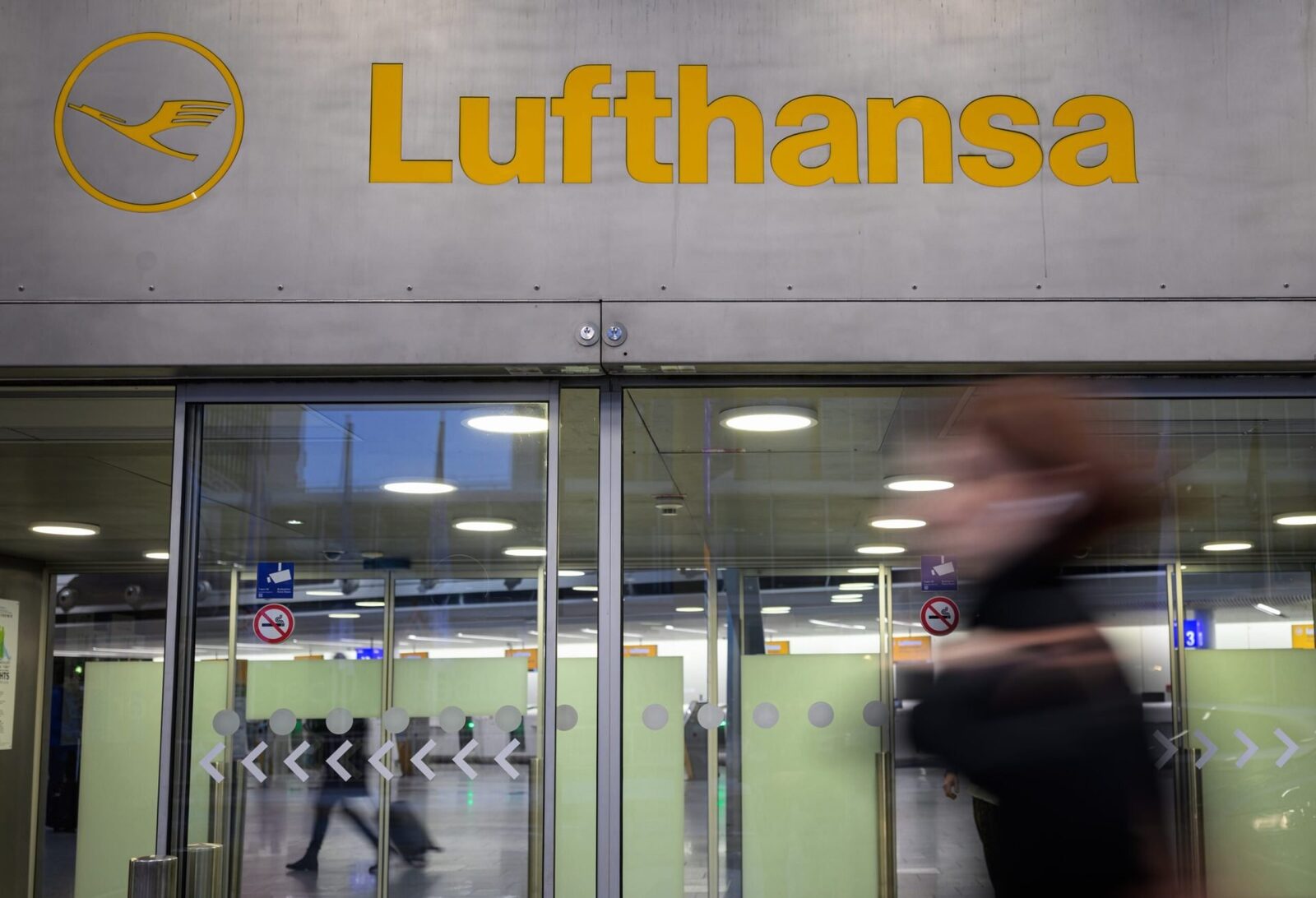 MAE, ATENȚIONARE de Călătorie: Greve în Germania afectează zborurile
