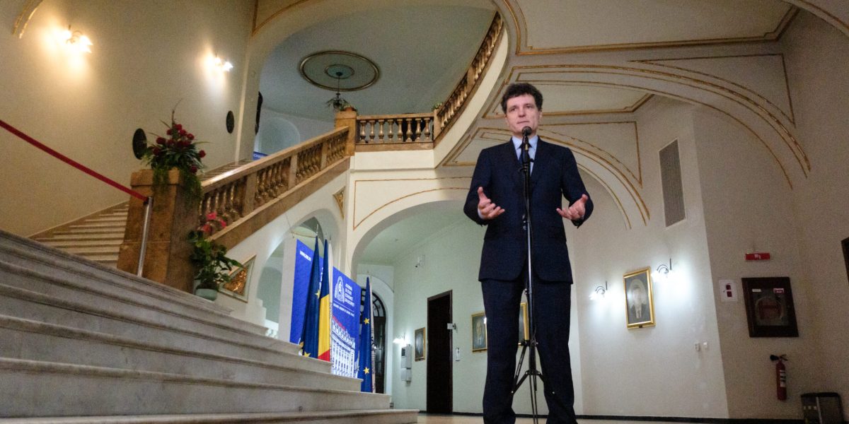 Presa MAGHIARĂ, atac DUR la România: „Țară deprimată, în pragul haosului”