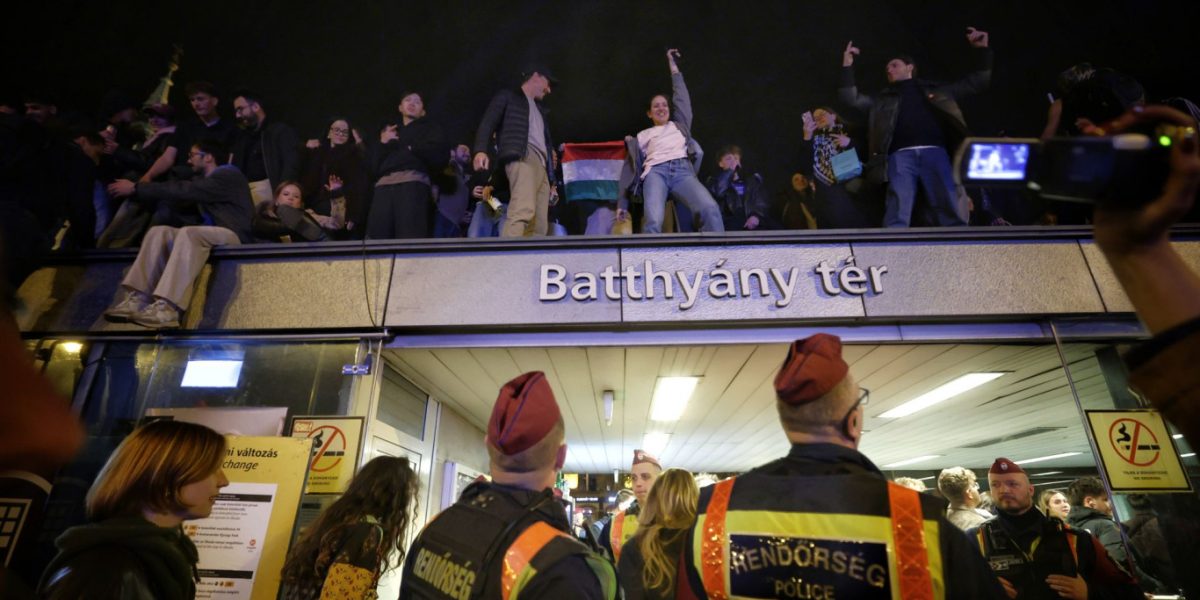 Budapesta, chef după „masacrul electoral”: Orban, înfrânt. Ce urmează?