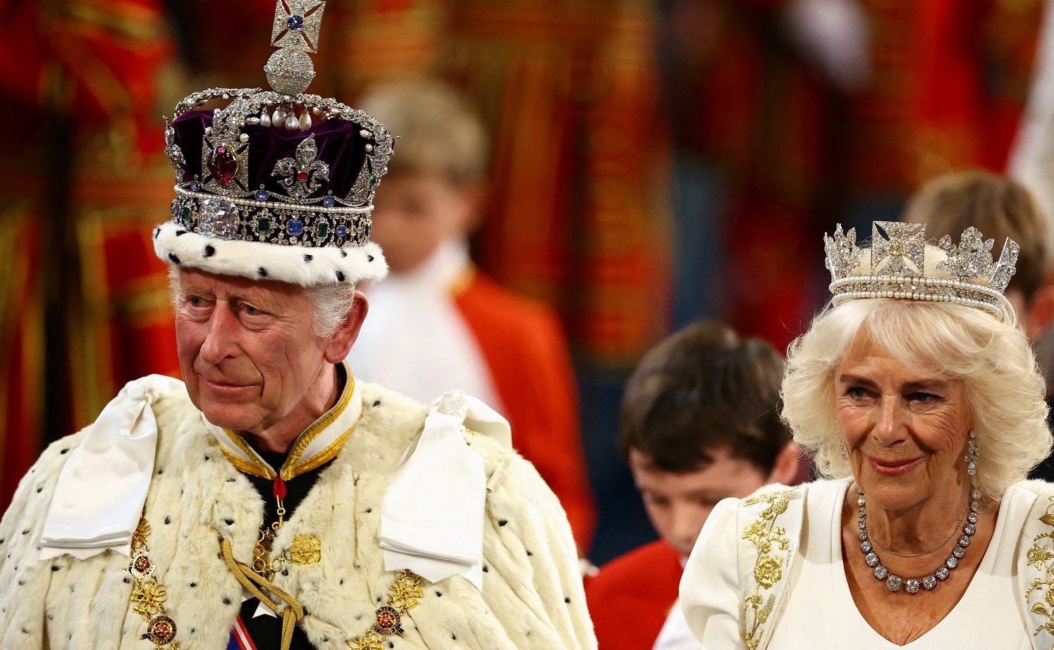 Familia regală britanică a făcut o demonstrație de unitate duminică, participând la slujba de Paște oficiată la Castelul Windsor