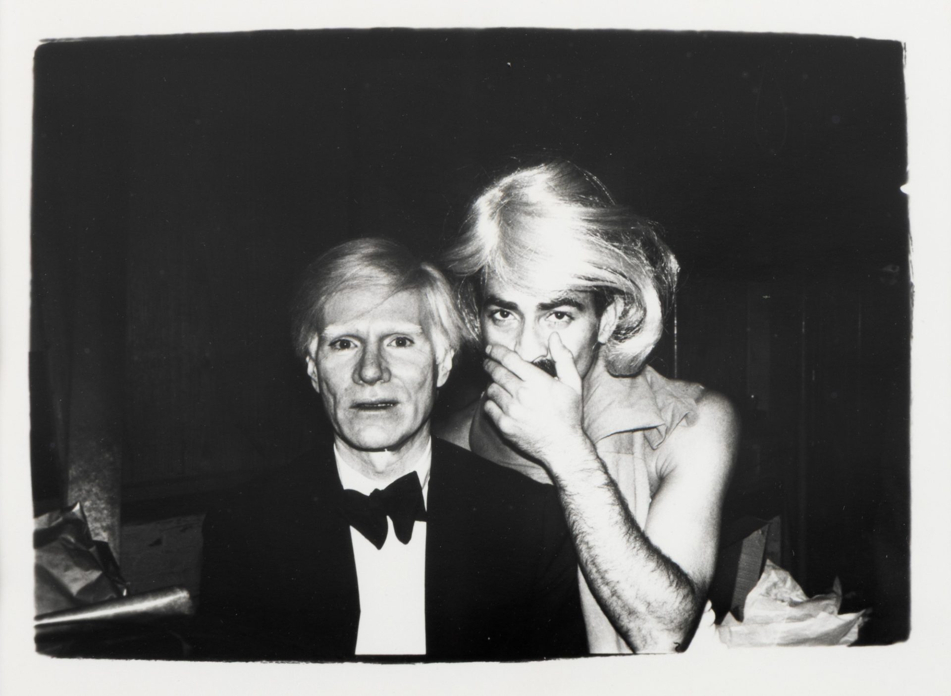 Casa de Licitații A10 by Artmark anunță noi recorduri pentru piața de artă din România O pictură semnată de Renoir, o serie emblematică de Andy Warhol și o ceramică pictată de Pablo Picasso vor fi puse în vânzare în cadrul unei noi sesiuni de licitații, marcând un moment istoric pentru colecționarii și pasionații de artă din România