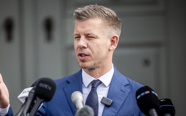 Hungarian state news staff push for editorial freedom as Magyar vows shake‑up