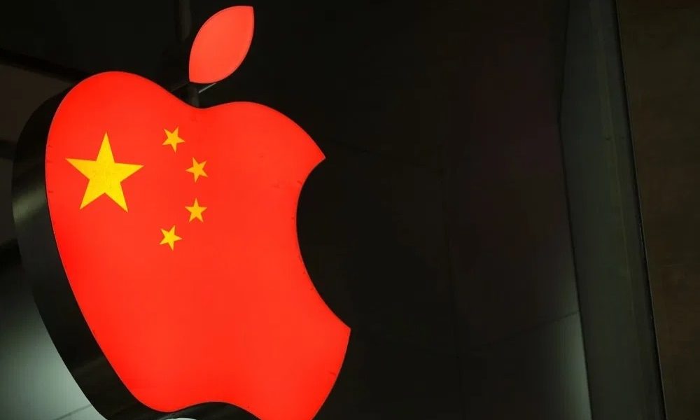 Scădere dramatică pe piața telefoanelor: Apple sfidează China. Cine vinde totuși cel mai mult?