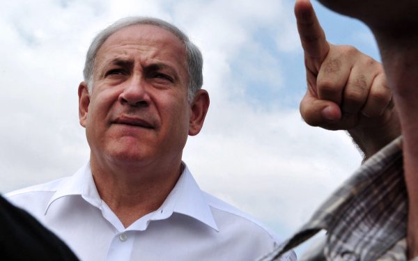 Netanyahu jubilează: „Am oprit invazia”. Războiul, departe de final