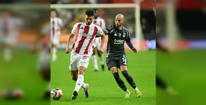 Beșiktaș – Antalyaspor, duel incendiar: Se joacă pentru glorie în Turcia