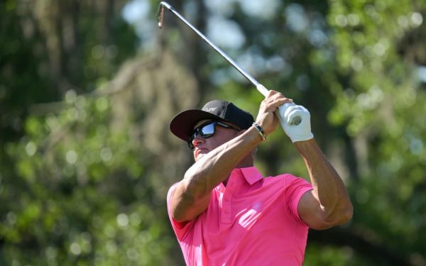Brian Gay, Scott Hend share lead in Senior PGA Championship