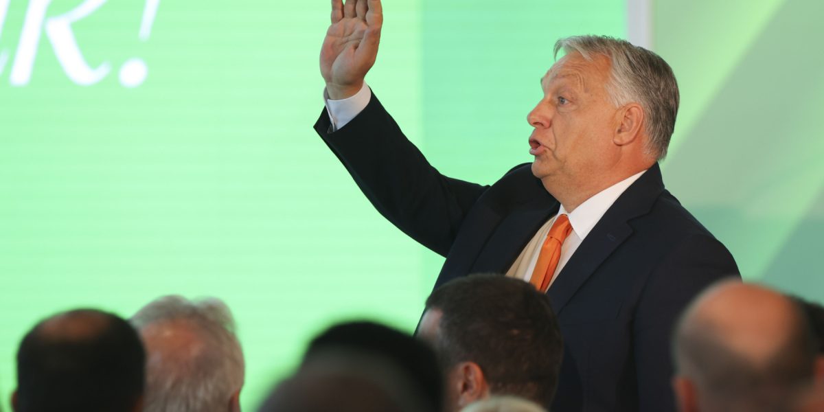 Orban, debarcat: Reacții puternice la Bruxelles și Paris