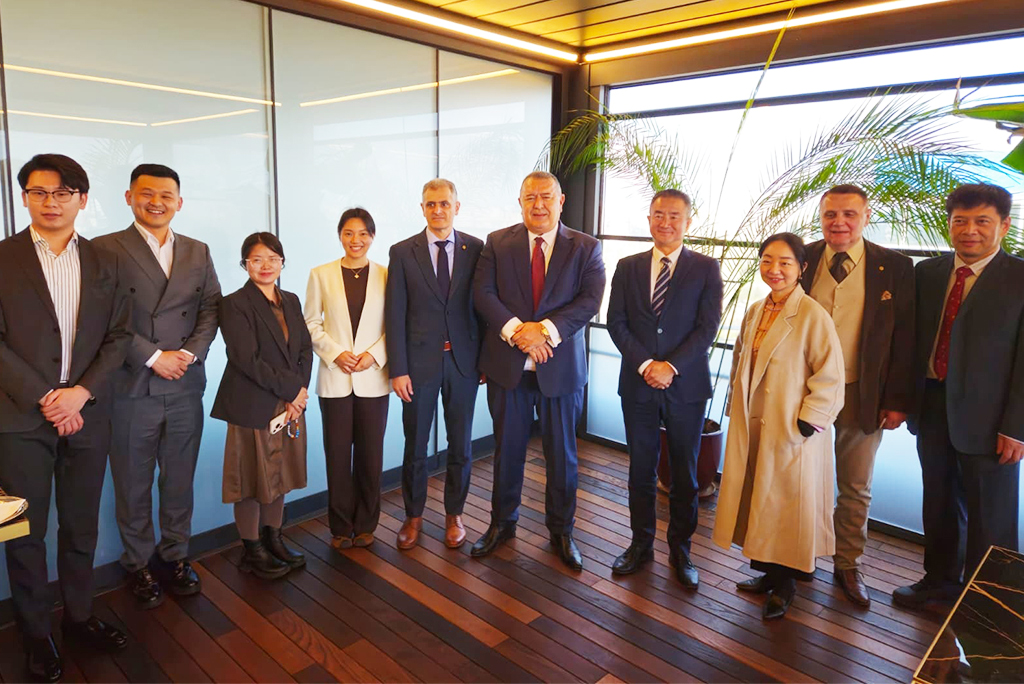 Camera de Comerț și Industrie a României (CCIR) a găzduit o întâlnire cu o delegație din provincia Guangdong, China, pentru a discuta despre intensificarea relațiilor economice bilaterale