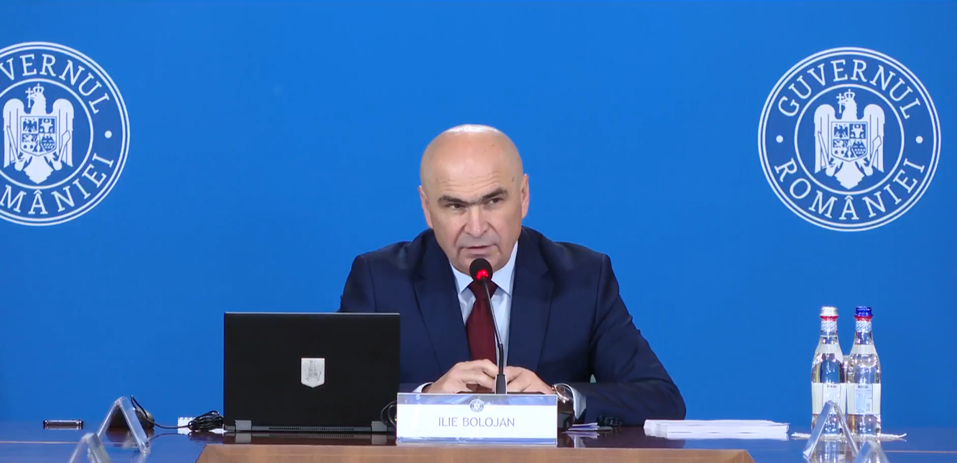 Premierul Ilie Bolojan a avertizat, miercuri, că tensiunile persistente din Golful Persic ar putea alimenta o creștere a prețurilor, cu un impact direct asupra inflației