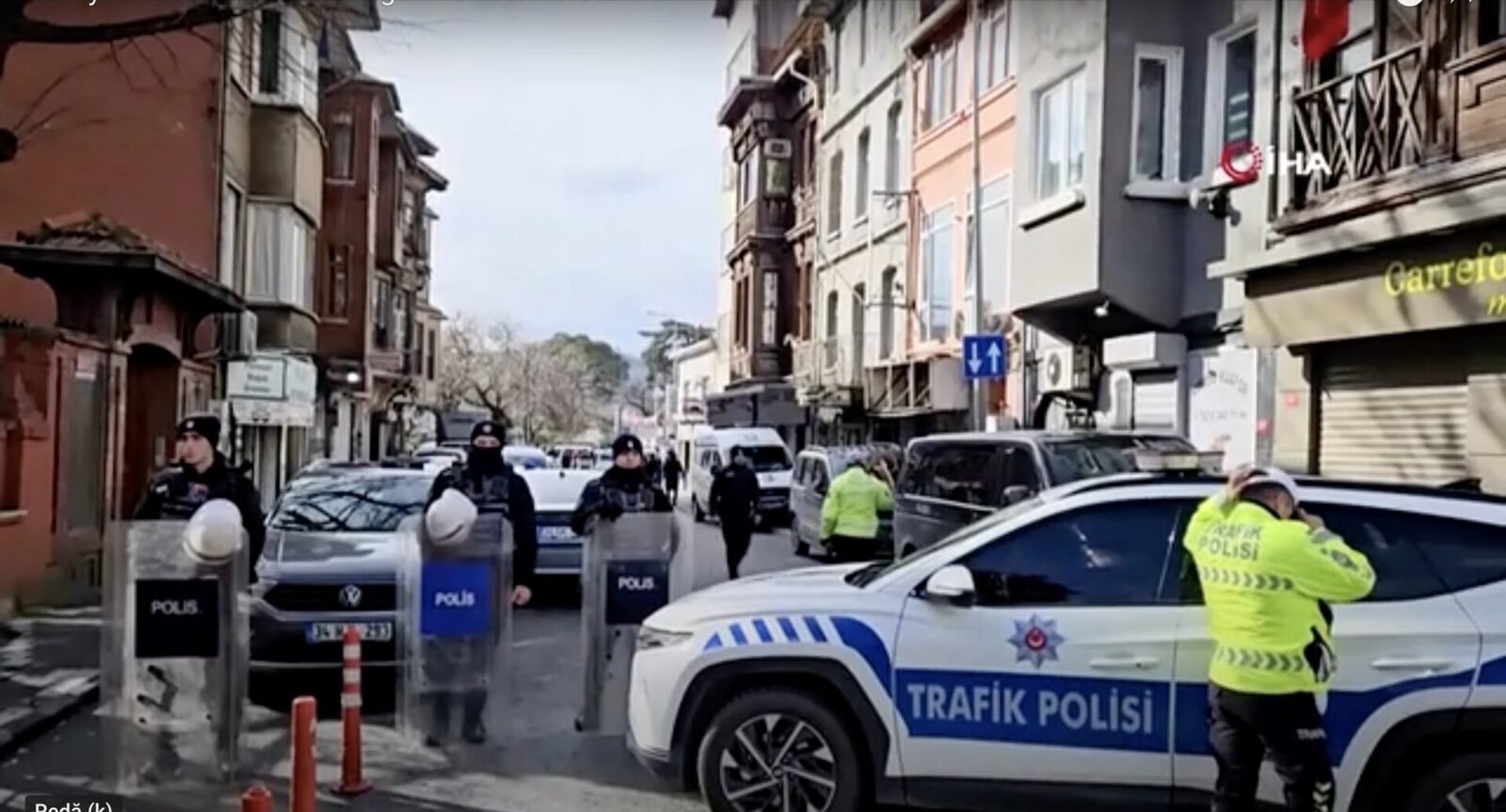 Fost elev, atac armat într-un liceu din Turcia: 16 răniți, agresorul s-a sinucis