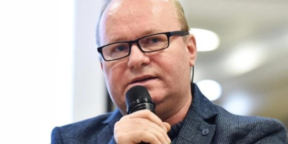 Nou val de scumpiri în România: Românii, obligați la jonglerii financiare