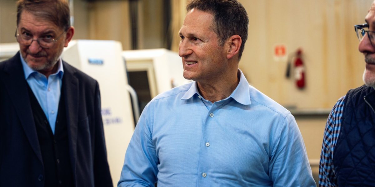 Sig Sauer: CEO Ron Cohen, la Cugir pentru parteneriat strategic