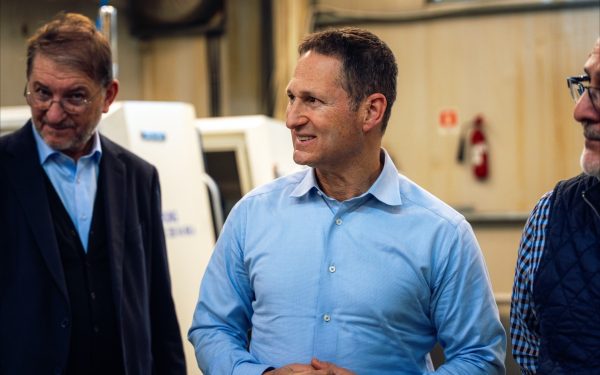 Sig Sauer: CEO Ron Cohen, la Cugir pentru parteneriat strategic