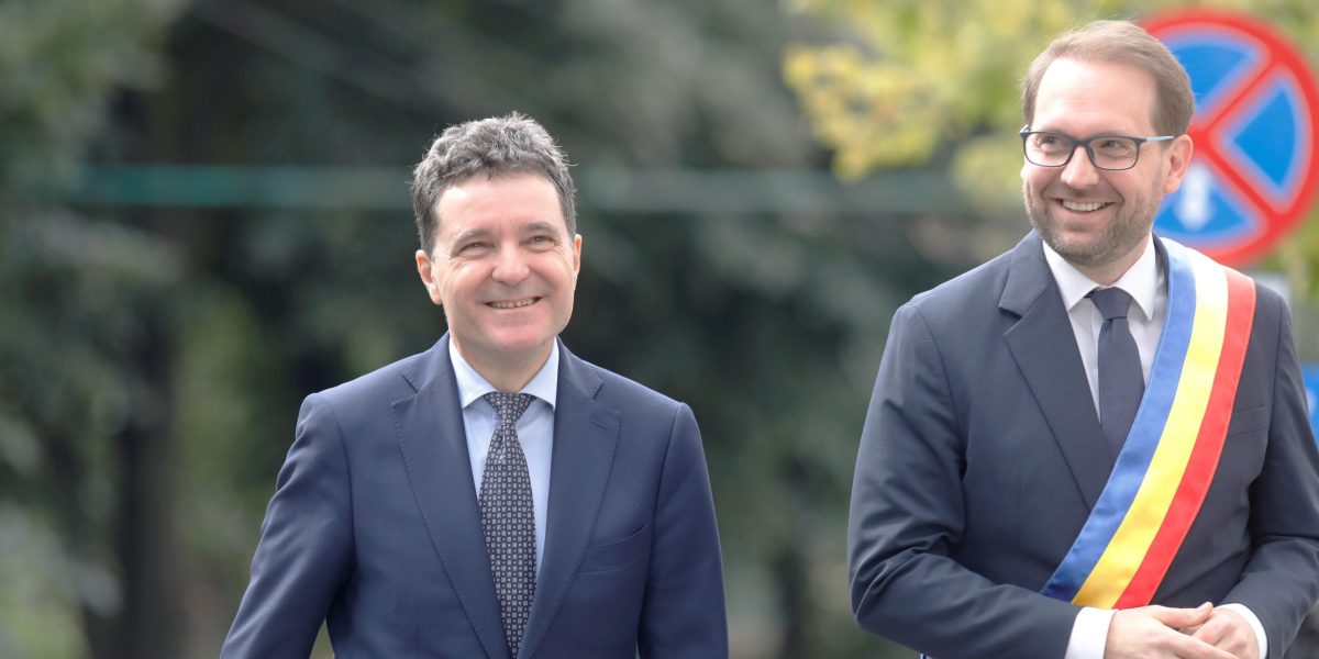 BUNE RELAȚII cu Iohannis, spune USR: PSD, așteptat pe 20 aprilie