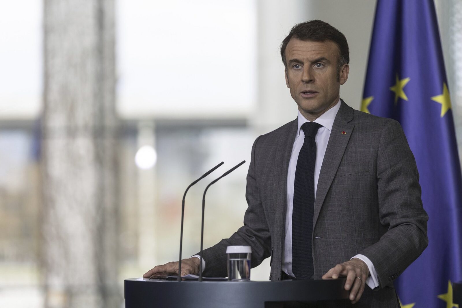 Macron, apel disperat către Iran: Negocieri cu Pakistan pentru pace