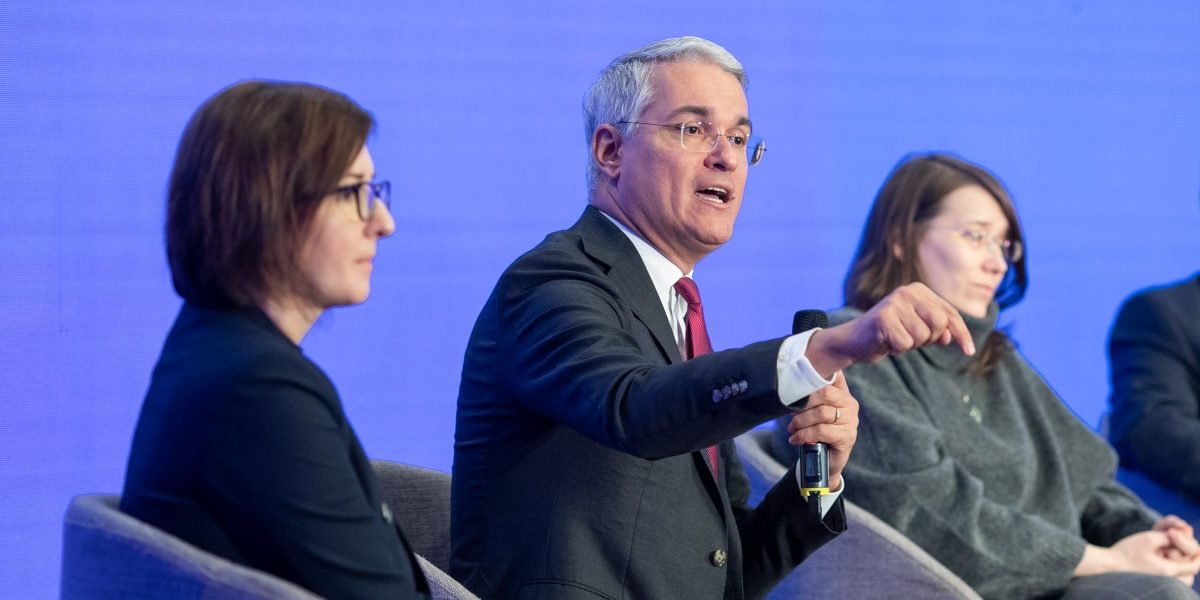 Nicușor Dan, la discuții cu Pîslaru pentru fondurile PNRR: 10 miliarde de Euro în joc