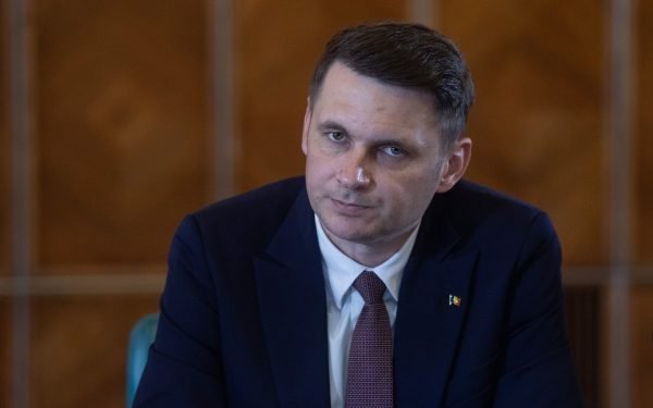 Președintele Senatului, tranșant: Guvern minoritar, NU. Rol de mediator asumat