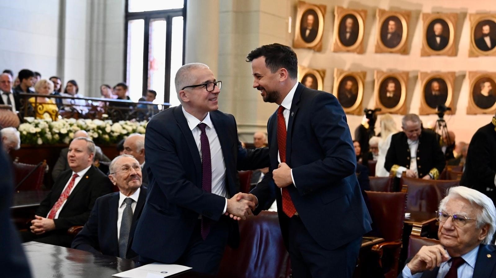 Marinescu, ministrul cu plagiat, discurs academic: Pop semnalează „perioadă tulburată”