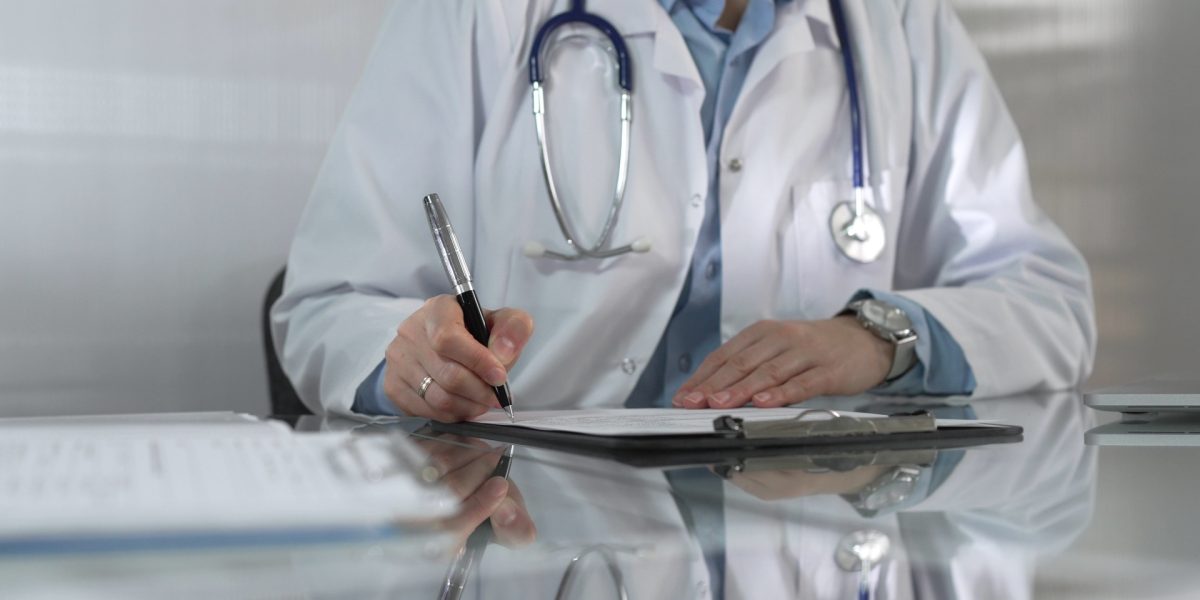 Prevenția, lux pentru români: analize medicale, o raritate sub 40 de ani