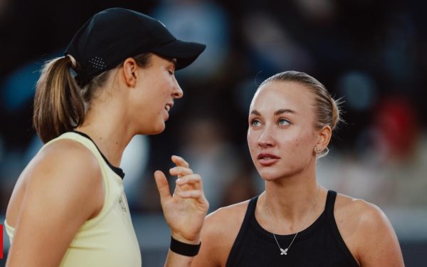 Tagger, felicitat de starul tenisului Jannik Sinner