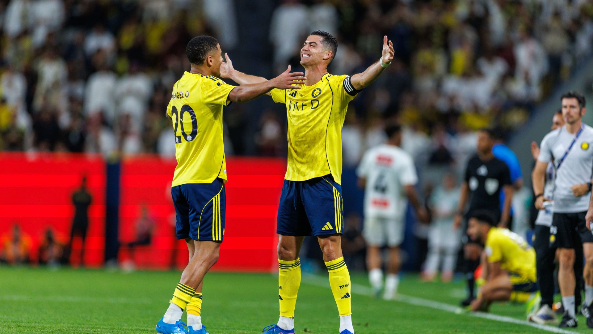 Jesus: Ronaldo nu e selfish, de aceea l-am odihnit