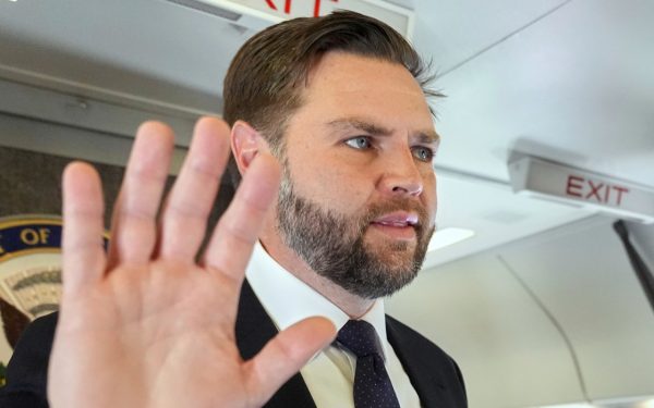 Vance, atac dur la Papa Leon: „Interpretează greșit Scriptura”