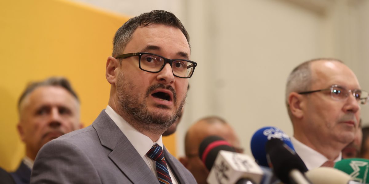 Un membru AUR, scandal după ceartă cu deputatul Tanasă: „Mi-am dat viața!”