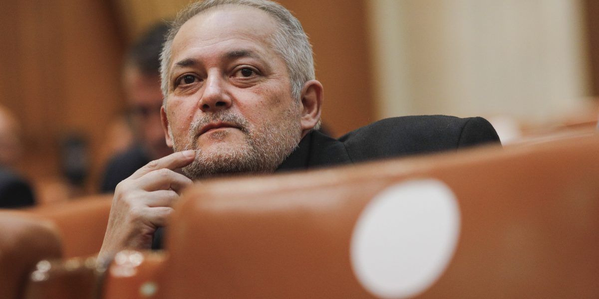 AUR îndoliat de Paști: Un deputat a murit, „Vom fi mai săraci fără el”