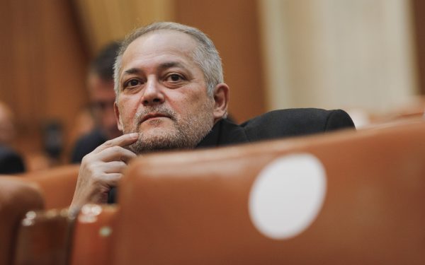 AUR îndoliat de Paști: Un deputat a murit, „Vom fi mai săraci fără el”