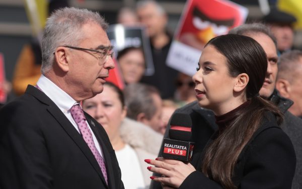 Răsturnare la Realitatea Plus: nr. 2 din AUR, scandal cu Anca Alexandrescu