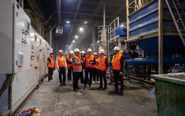 Reciclare record în Târgu Mureș: O fabrică URIAȘĂ pentru PET în Europa în 2026