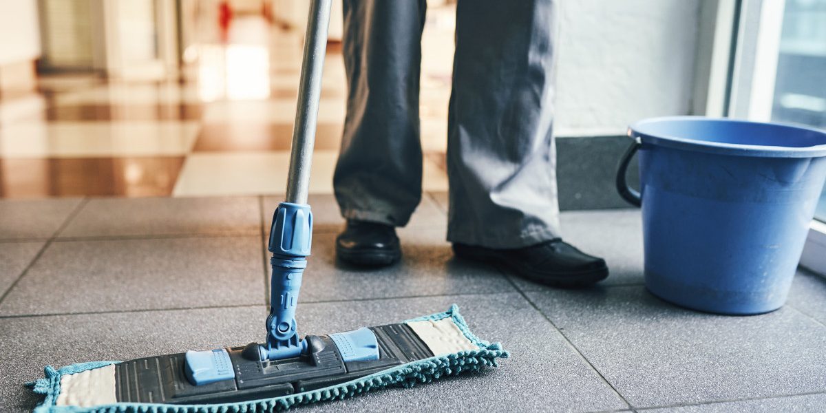 Ministerul Economiei, contract de 1,5 milioane de lei pentru curățenie. Când se depun ofertele?