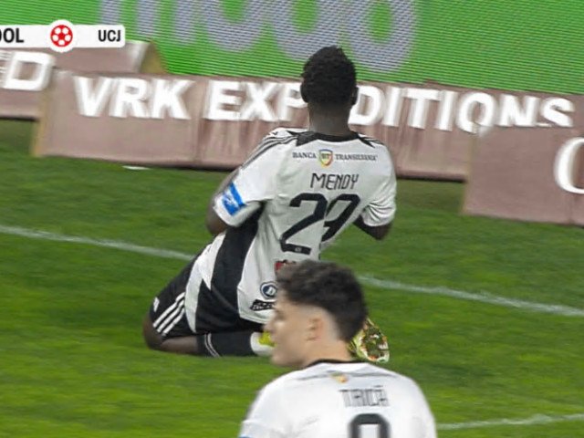 Rapid și U Cluj egalează 1-1 în prelungiri pe Digi Sport 1