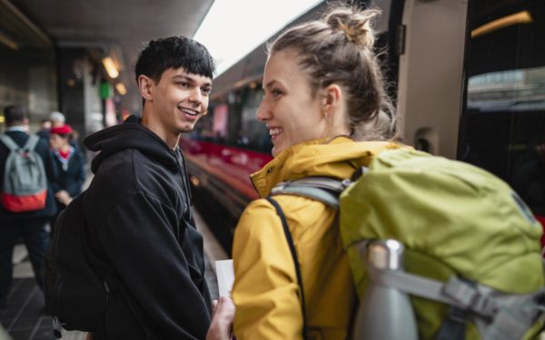 Comisia Europeană lansează o nouă rundă DiscoverEU pentru tinerii europeni, oferind șansa unei călătorii gratuite prin Europa