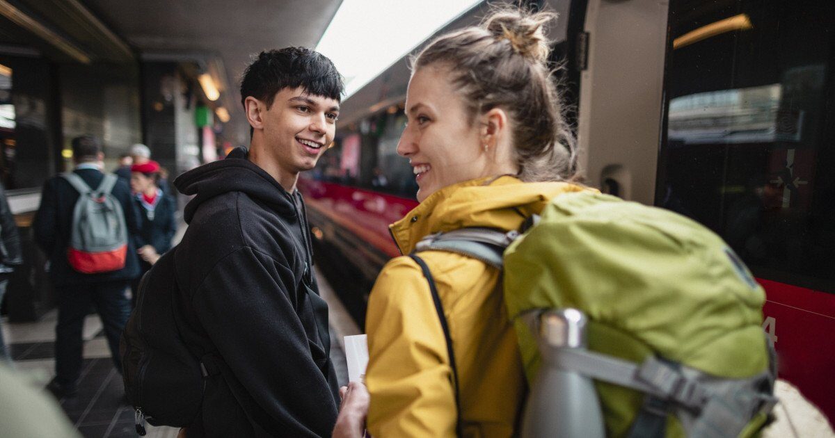 Comisia Europeană lansează o nouă rundă DiscoverEU pentru tinerii europeni, oferind șansa unei călătorii gratuite prin Europa