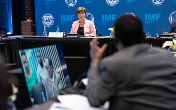Șefa Fondului Monetar Internațional (FMI), KRISTALINA GEORGIEVA, a avertizat joi că instituția se așteaptă la o creștere semnificativă a cererilor de sprijin financiar pe termen scurt, din cauza efectelor indirecte ale războiului din Orientul Mijlociu
