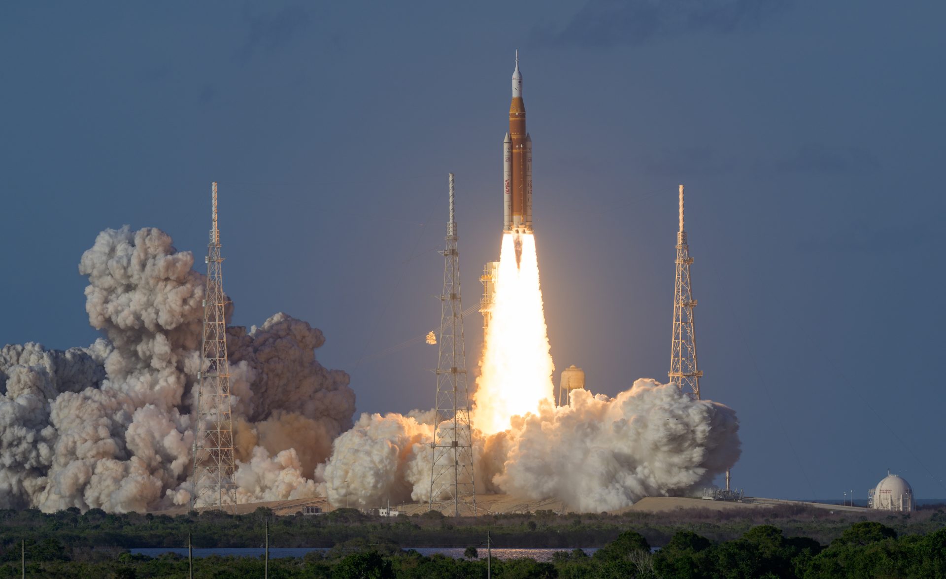 NASA’s Space Launch System rocket launches carrying the Orion spacecraft with NASA astronauts Reid Wiseman, commander; Victor Glover, pilot; Christina Koch, mission specialist; and CSA (Canadian Space Agency) astronaut Jeremy Hansen, mission specialist on NASA’s Artemis II mission, Wednesday, April 1, 2026, from Operations and Support Building II at NASA’s Kennedy Space Center in Florida. NASA’s Artemis II mission will take Wiseman, Glover, Koch, and Hansen on a 10-day journey around the Moon and back aboard SLS rocket and Orion spacecraft launched at 6:35pm EDT from Launch Complex 39B.