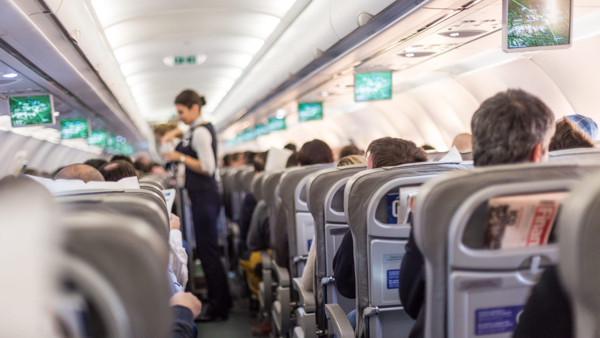 Prețul combustibilului pentru aviație a explodat cu 95% după atacurile din Iran Sectorul aviatic global se confruntă cu una dintre cele mai grave crize din ultimele decenii