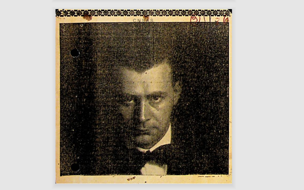 Blaga, la un pas să-l bage la „mititica” pe învățătorul Moisil