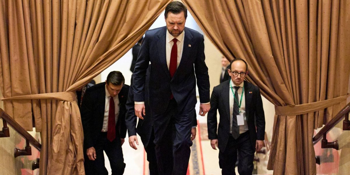 JD Vance, de la Ungaria la Pakistan: Eșec dublu pentru politica externă a lui Donald Trump