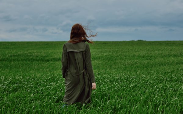 Vreme nebună în România: 21 de grade, dar ninsoare la munte!