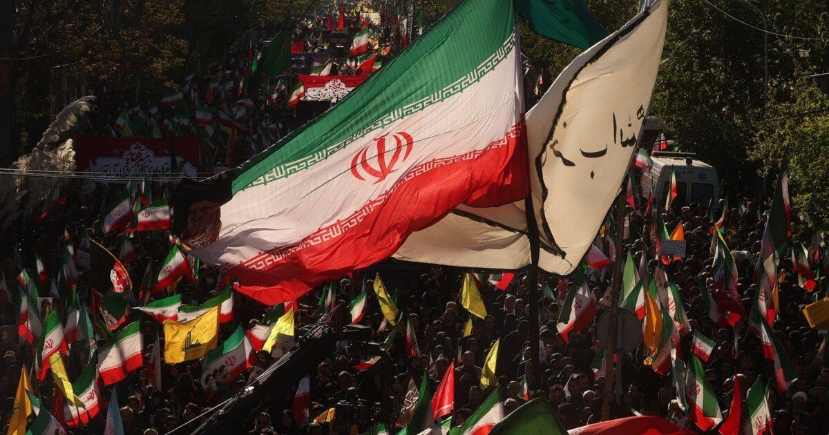 Pakistan anunță negocieri de pace, Iran impune condiții SUA, ziua 43