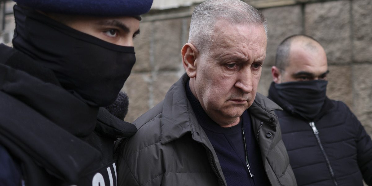 Jurnalista Digi24 bruscată: Șeful ARR, Cristian Anton, rămâne în arest pentru mită