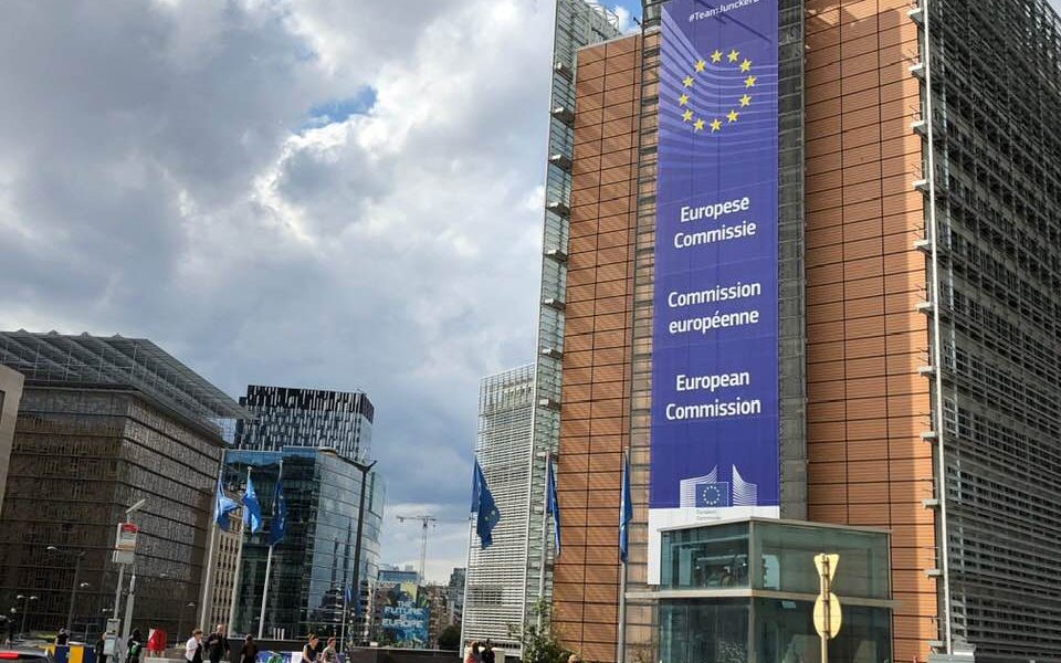 Măsuri de urgență UE: Ce face România cu facturile la energie