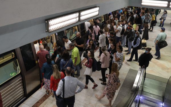Biletul de metrou, 7 lei! Ministrul a semnat scumpirea, apoi a demisionat