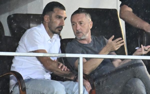 Mihai Stoica l-a sunat pe Elias Charalambous să se întoarcă la FCSB și acum a primit răspunsul
