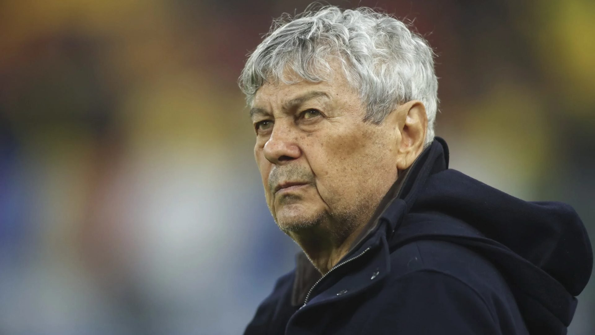 Medici iau în calcul utilizarea ECMO pentru Mircea Lucescu, după infarctul suferit în imobilizare Mircea Lucescu, fostul selecționer al naționalei României, se află internat în stare gravă la Spitalul Universitar de Urgență București, după ce a suferit un infarct recent